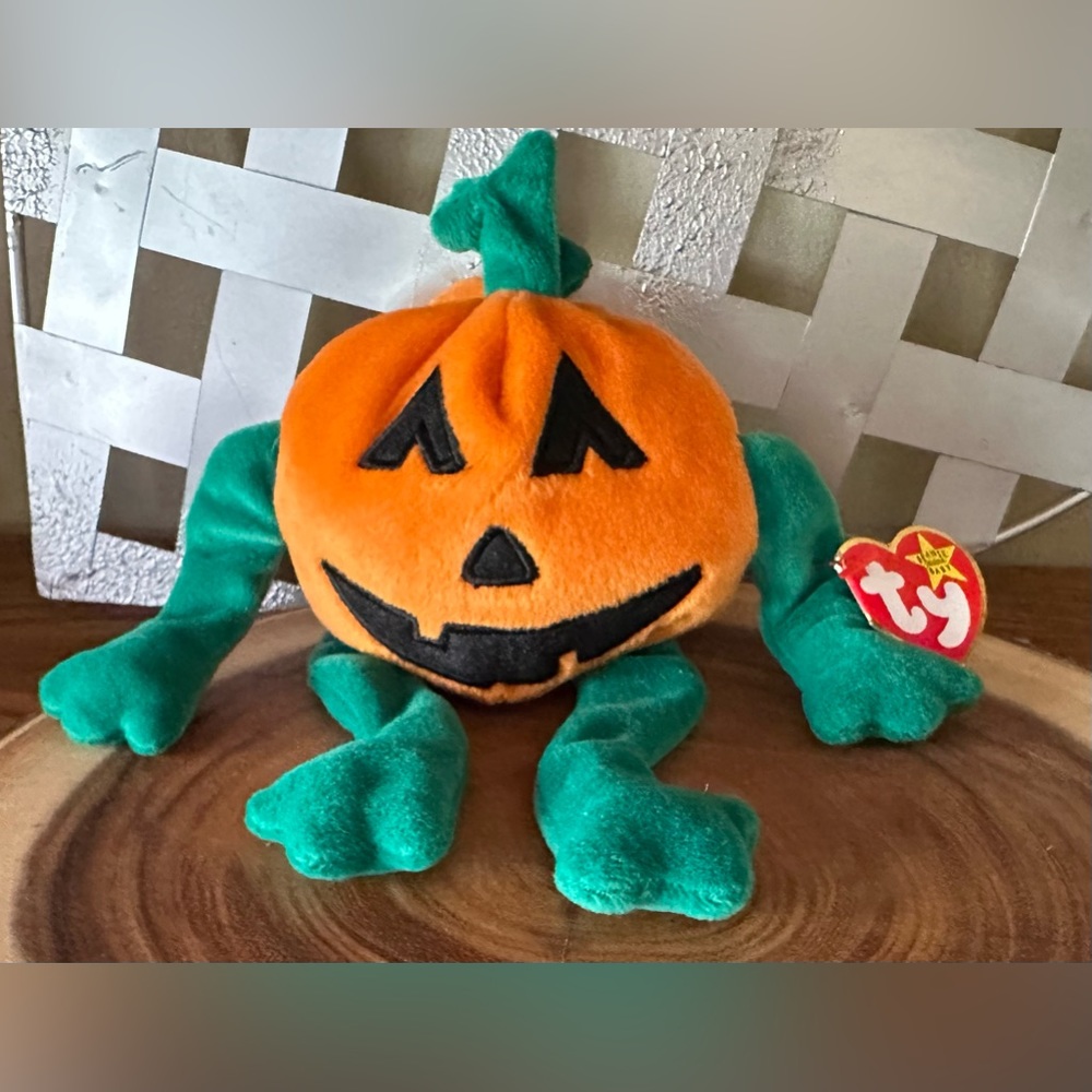 Pumkin’ Beanie Baby